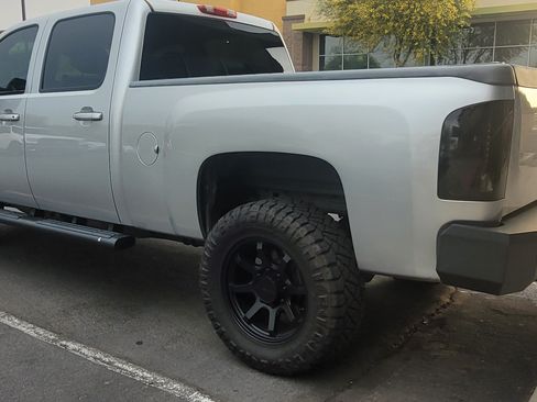 Used 2012 Chevrolet Silverado 2500 LTZ w/ LTZ Plus Package AWD/4WD image 9