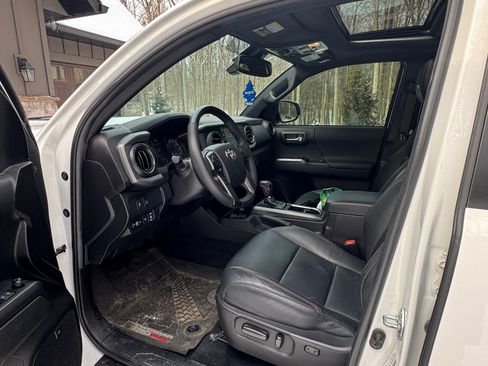 Used 2023 Toyota Tacoma TRD Pro image 29