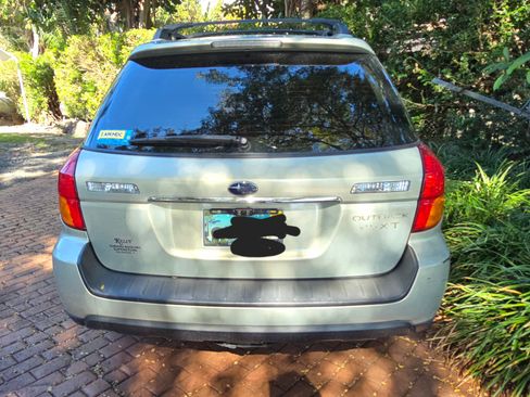 Used 2005 Subaru Outback 2.5XT Limited image 9