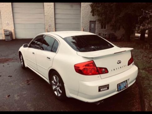 Used 2005 INFINITI G35 x Sedan w/ (P03) Premium Pkg C image 4