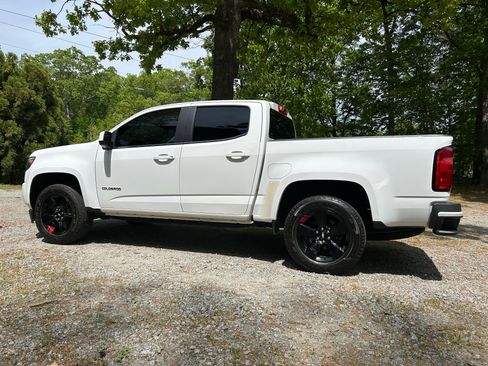 Used 2017 Chevrolet Colorado W/T w/ WT Convenience Package image 4