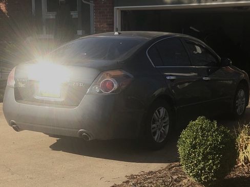 Used 2011 Nissan Altima 2.5 SL w/ 2.5SL Pkg image 6