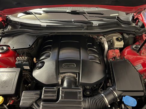 Used 2014 Chevrolet SS RWD image 32