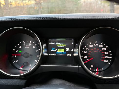 Used 2020 Ford Mustang Shelby GT350 w/ Technology Package image 16