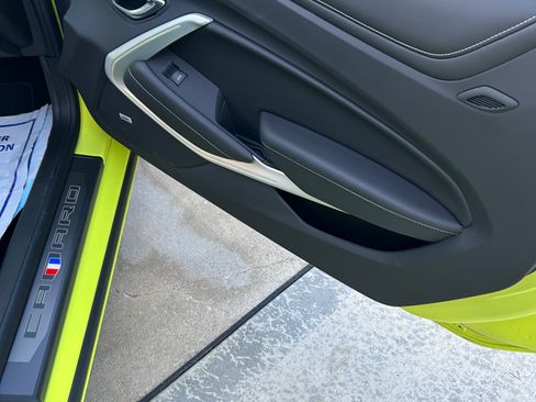 Used 2021 Chevrolet Camaro SS image 18