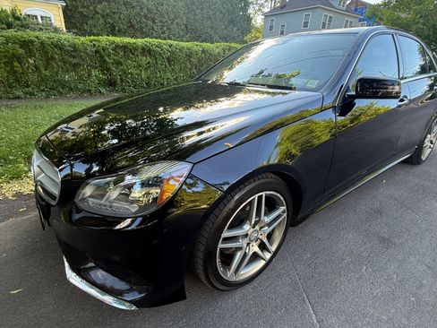 Used 2016 Mercedes-Benz E 350 4MATIC Sedan image 10