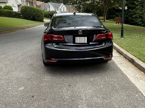 Used 2015 Acura TLX FWD image 1