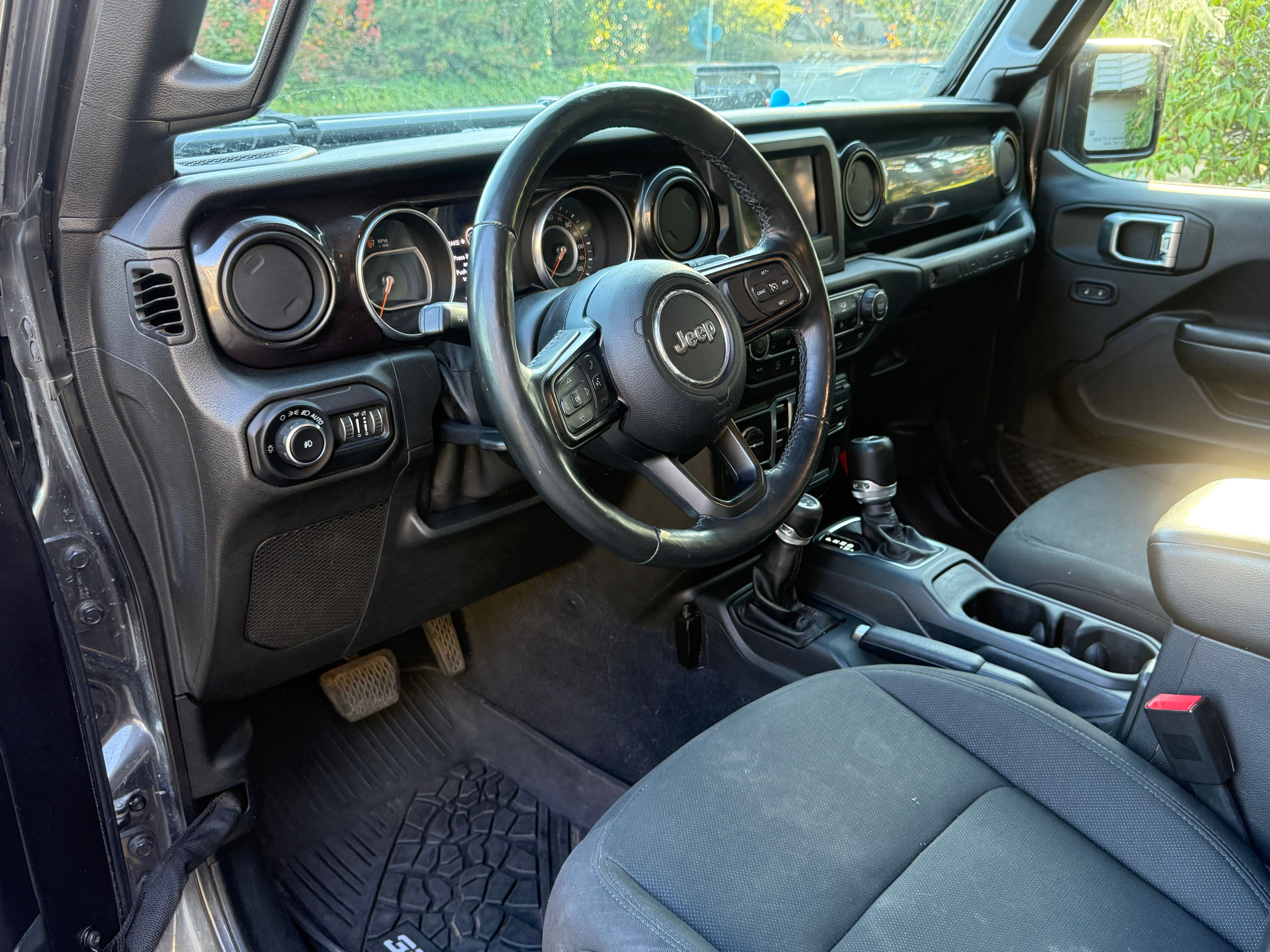 Used 2019 Jeep Wrangler Unlimited Sport AWD/4WD image 18
