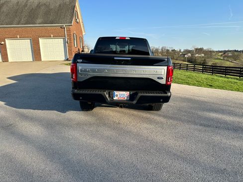 Used 2016 Ford F150 Platinum w/ Technology Package image 10