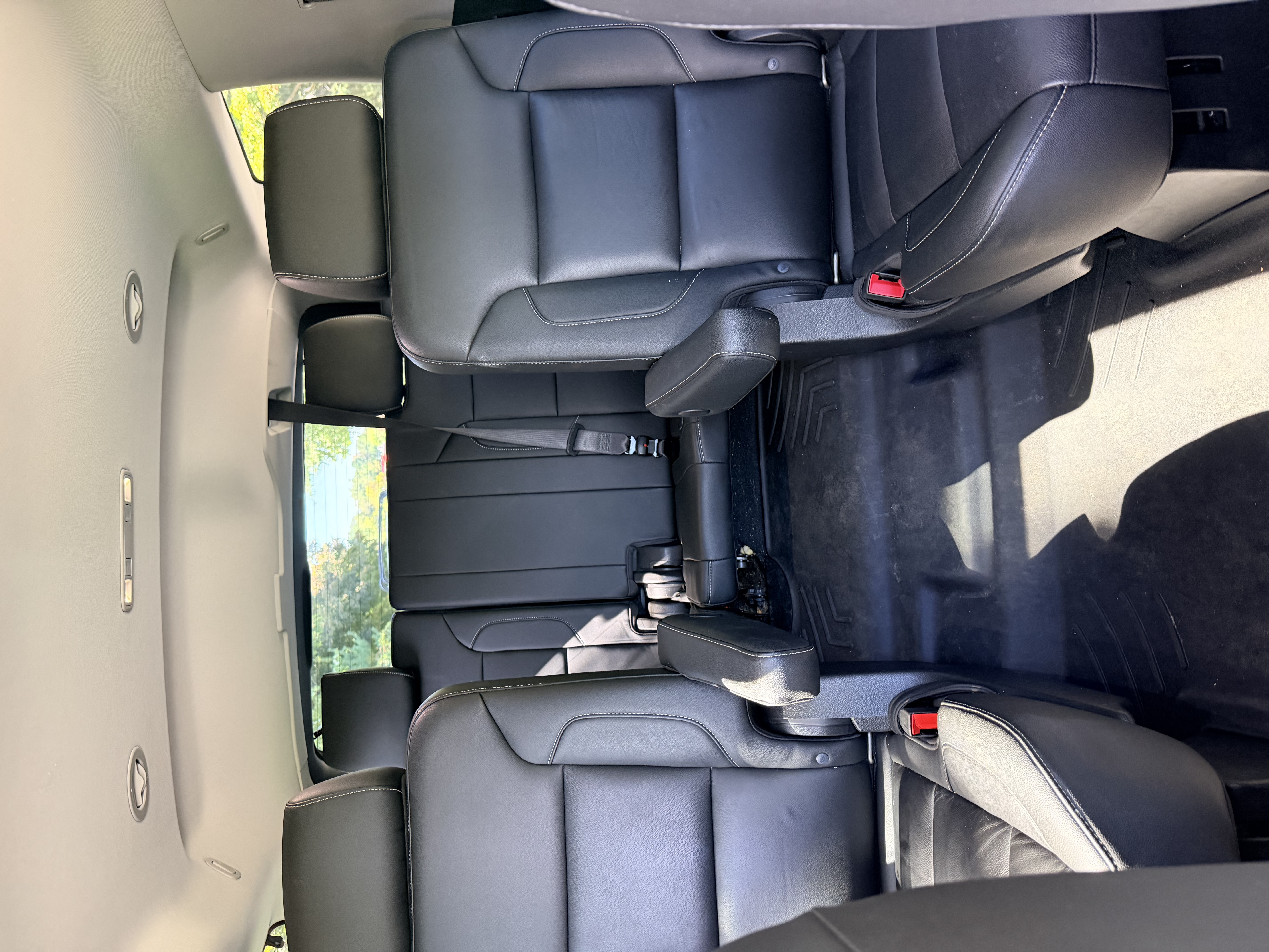 Used 2019 Chevrolet Tahoe LT AWD/4WD image 14