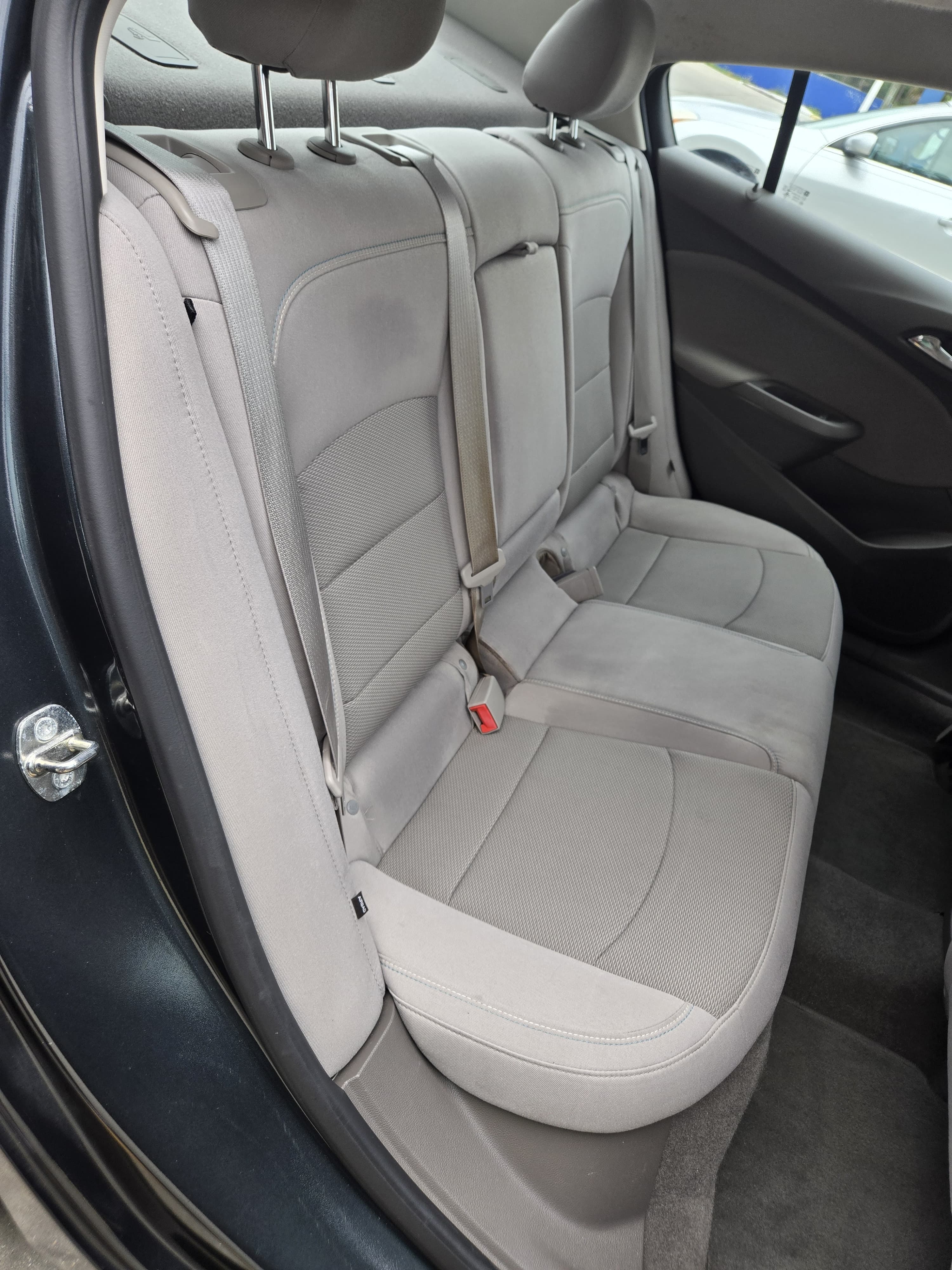 Used 2017 Chevrolet Cruze LT FWD image 9