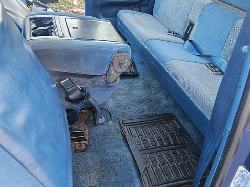 Used 1996 Ford F250 2WD SuperCab image 10