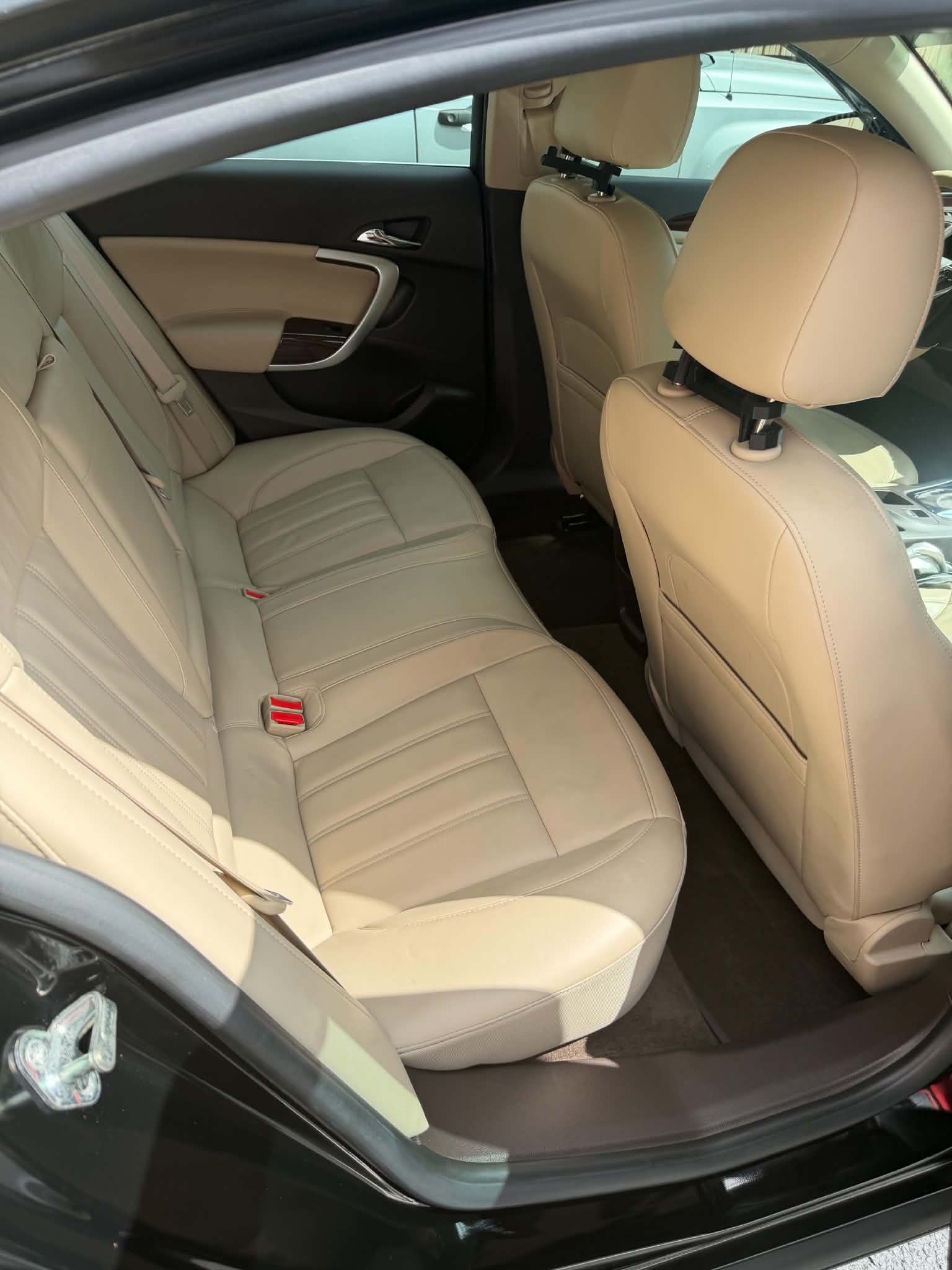 Used 2016 Buick Regal FWD image 10