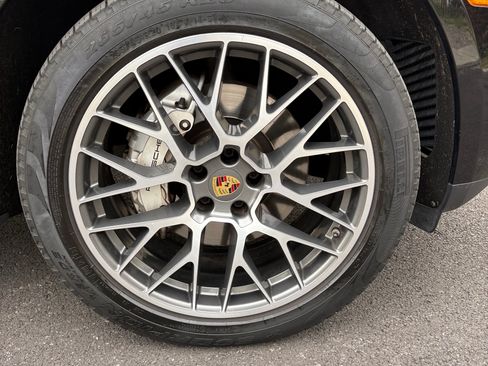 Used 2017 Porsche Macan S AWD/4WD image 22