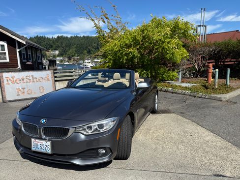 Used 2015 BMW 428i xDrive Convertible AWD/4WD image 4