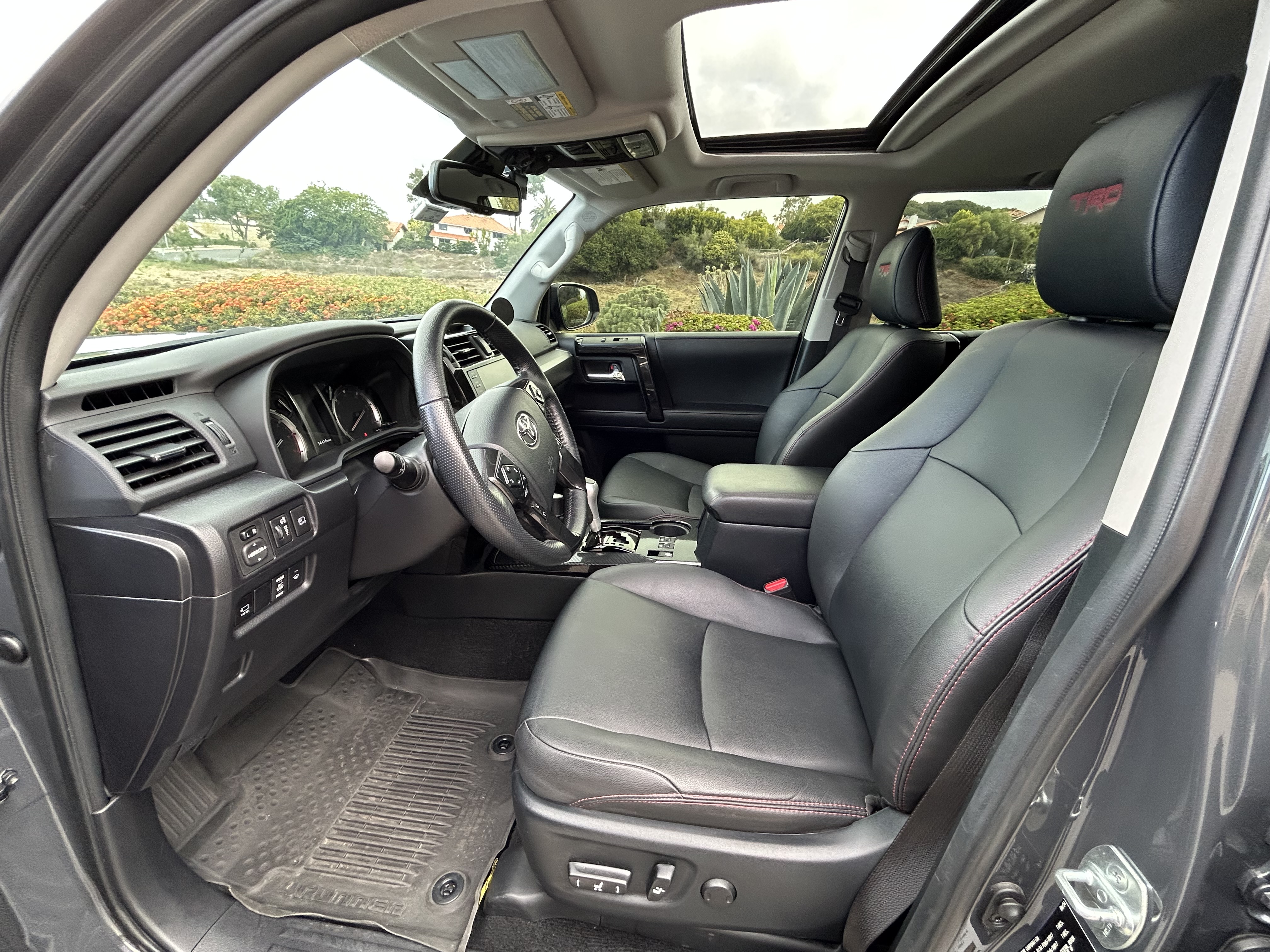 Used 2024 Toyota 4Runner TRD Off-Road Premium w/ Off Road Premium Plus Package AWD/4WD image 8