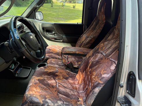 Used 2005 Ford Ranger XLT RWD image 12