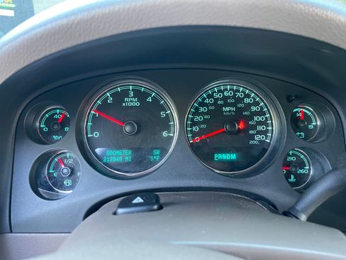Used 2013 Chevrolet Silverado 1500 LTZ w/ LTZ Plus Package AWD/4WD image 12