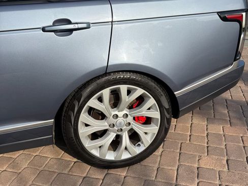 Used 2022 Land Rover Range Rover Westminster Edition image 11