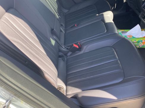 Used 2018 Audi Q5 2.0T Premium image 11