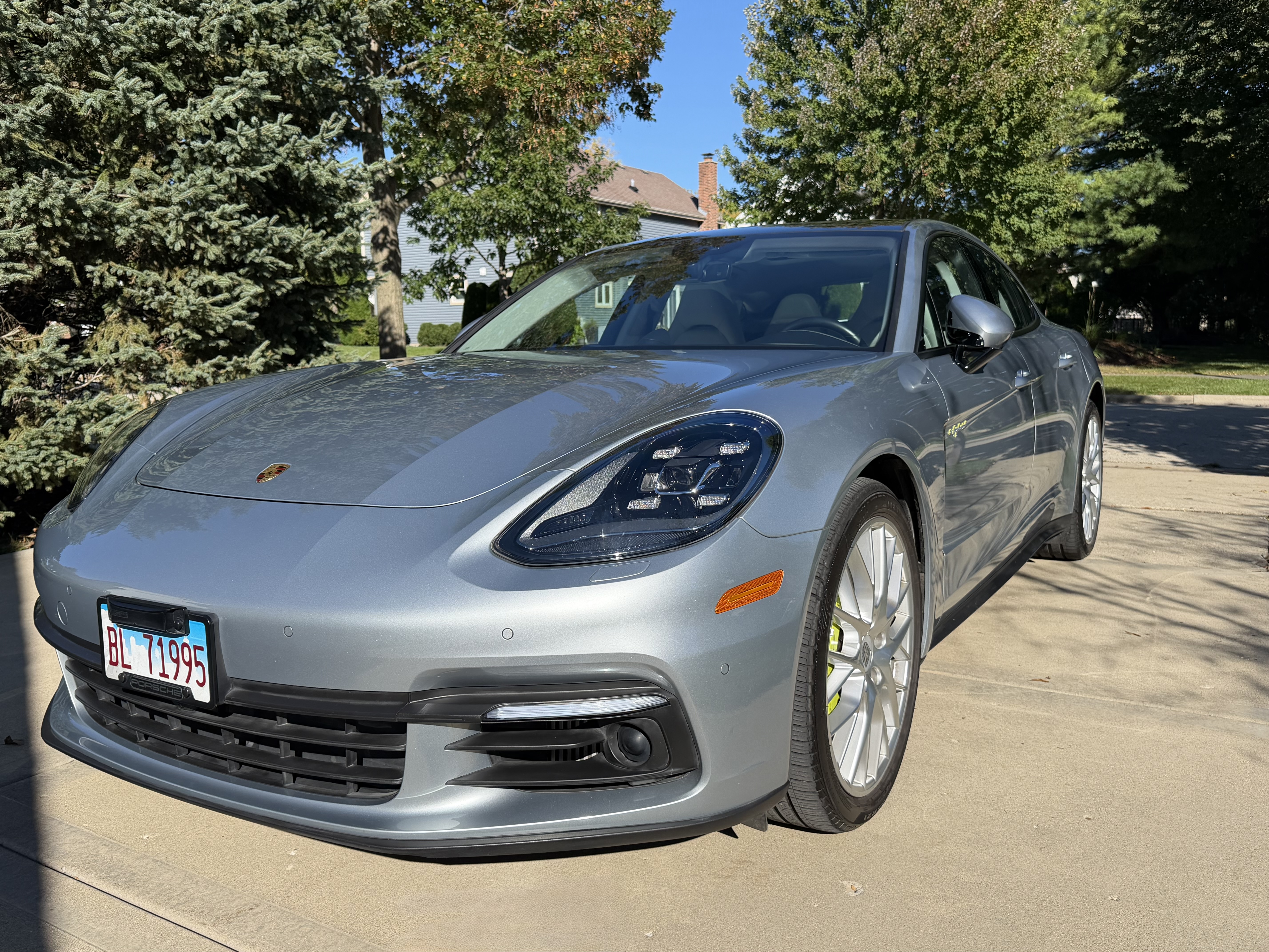 Used 2020 Porsche Panamera 4 E-Hybrid AWD/4WD image 11
