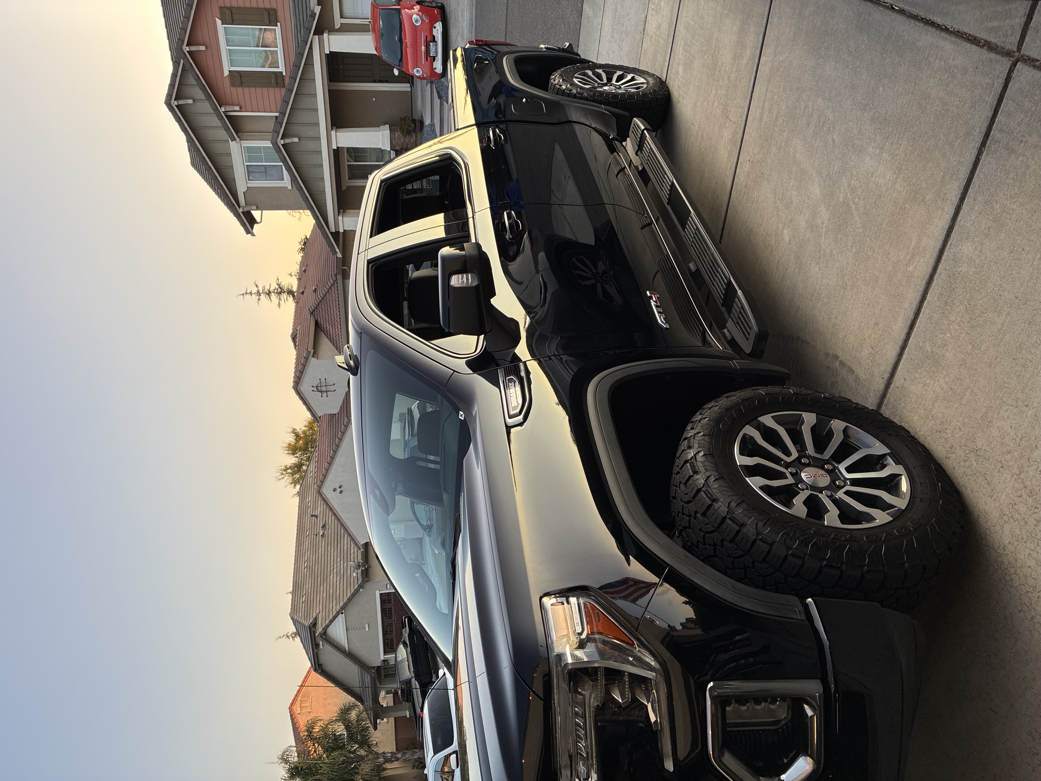 Used 2020 GMC Sierra 1500 AT4 w/ AT4 Premium Package AWD/4WD image 5