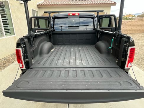 Used 2018 RAM 1500 Laramie w/ Convenience Group image 12