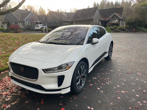 Used 2020 Jaguar I-PACE SE image 4