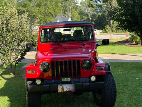 Used 2006 Jeep Wrangler Unlimited AWD/4WD image 2