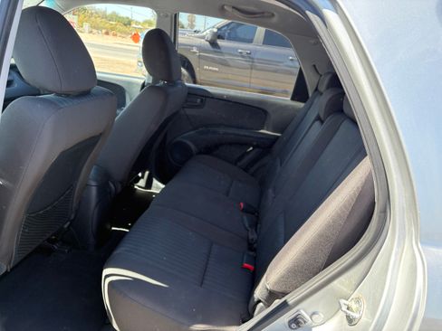 Used 2009 Kia Sportage LX image 10