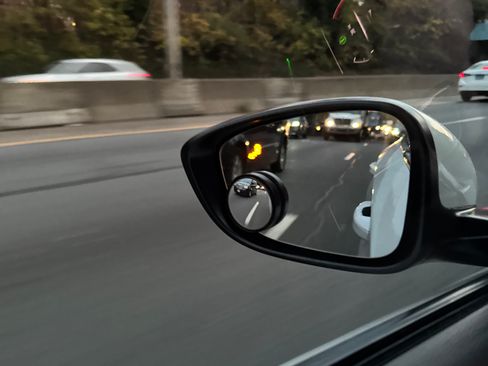 Used 2018 Honda Accord Sport image 12