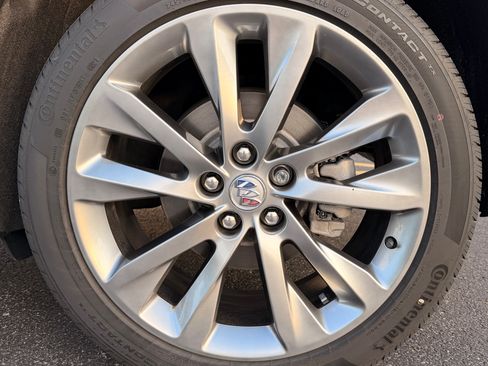 Used 2021 Buick Envision Avenir w/ Technology Package II AWD/4WD image 11