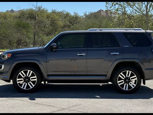 Used 2018 Toyota 4Runner Limited image 6