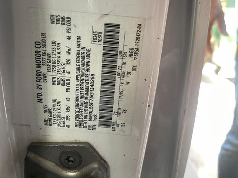 Used 2016 Ford Transit Connect XLT FWD image 17