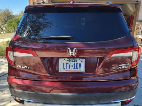 Used 2020 Honda Pilot Touring image 8