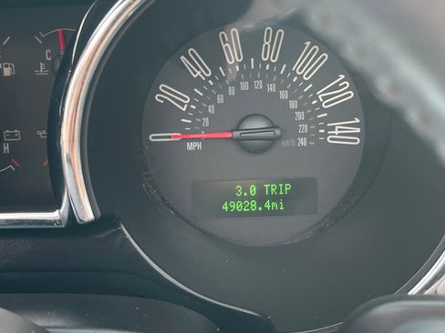 Used 2006 Ford Mustang GT Premium image 14