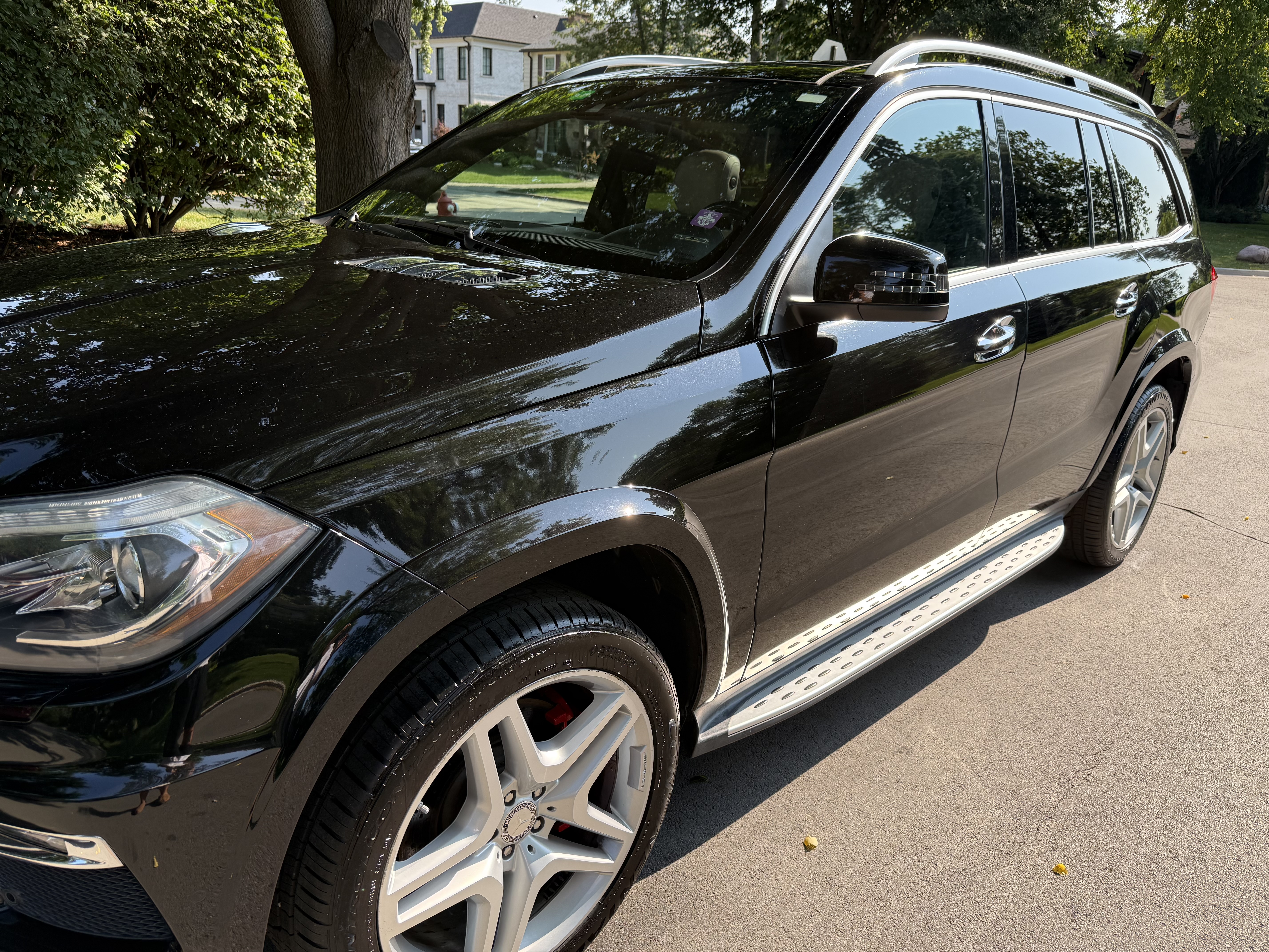 Used 2015 Mercedes-Benz GL 550 4MATIC image 6