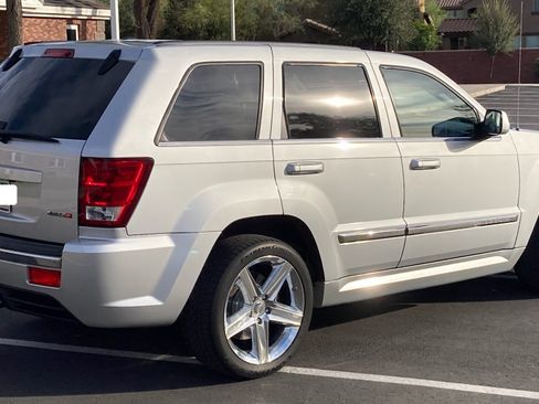 Used 2006 Jeep Grand Cherokee SRT8 w/ SRT Option Group I image 5