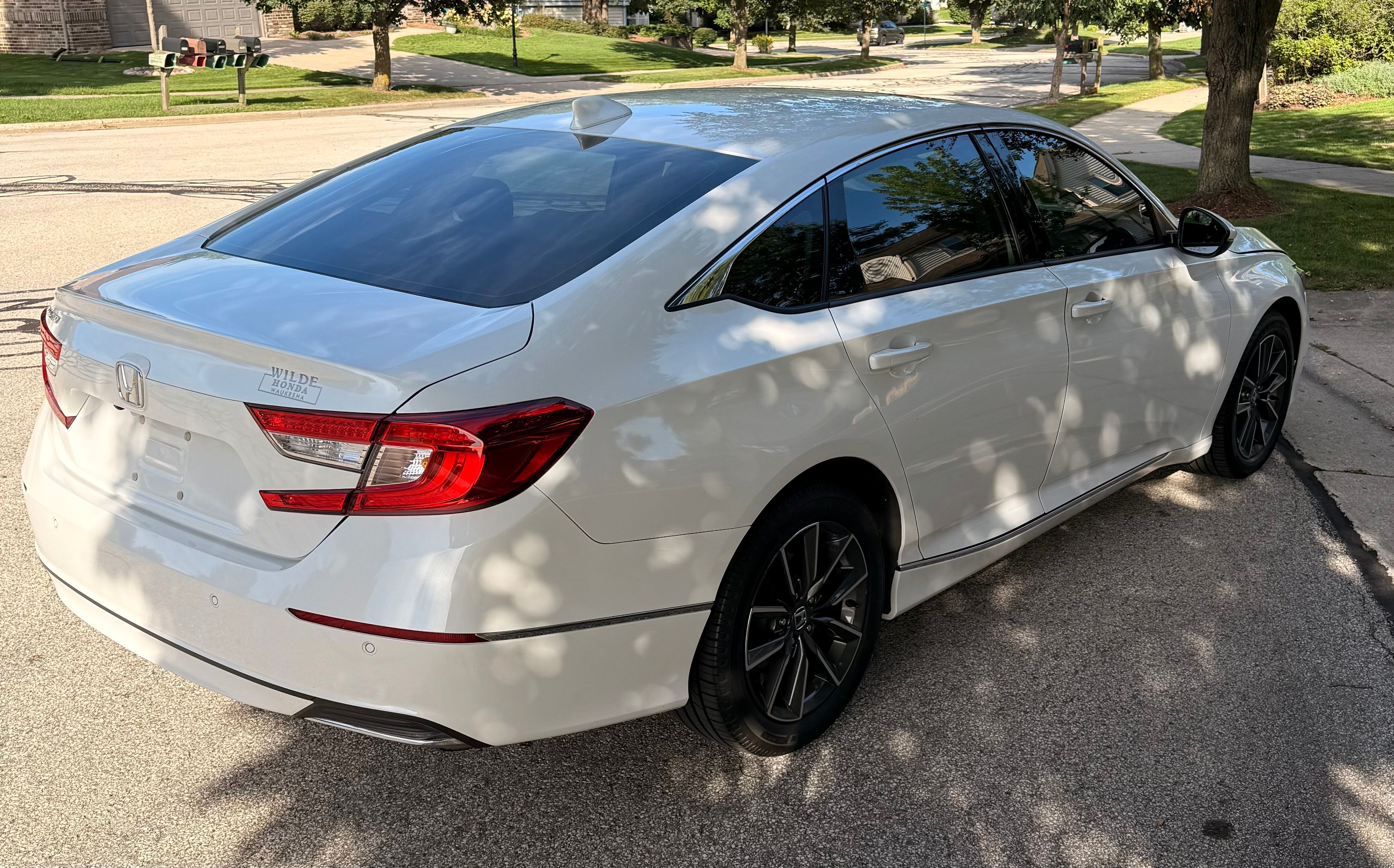 Used 2021 Honda Accord EX-L image 4
