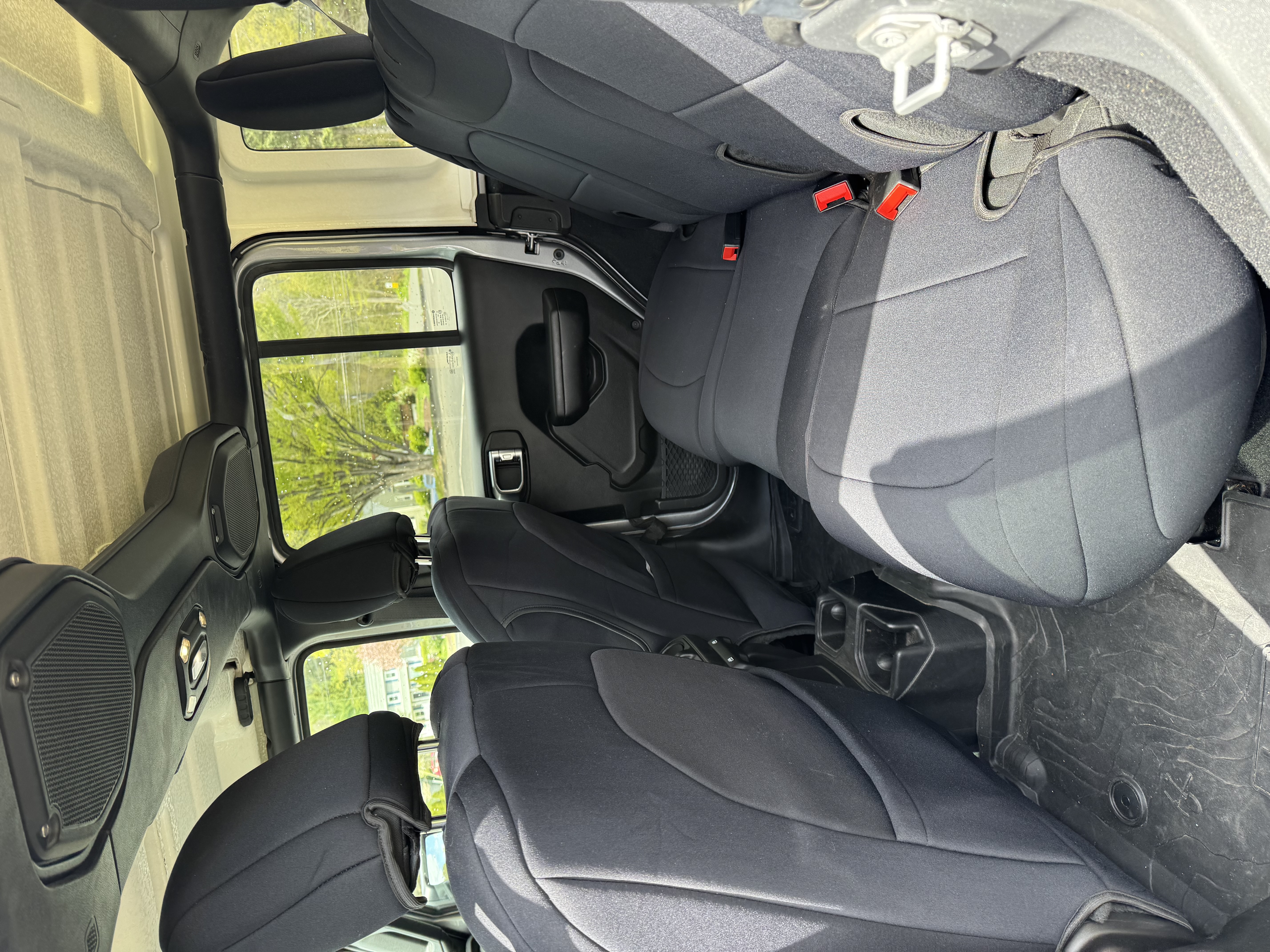 Used 2019 Jeep Wrangler Unlimited Sport S AWD/4WD image 10