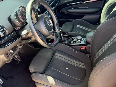 Used 2019 MINI Cooper Clubman John Cooper Works image 14
