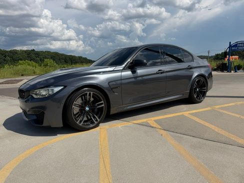 Used 2016 BMW M3 RWD image 1