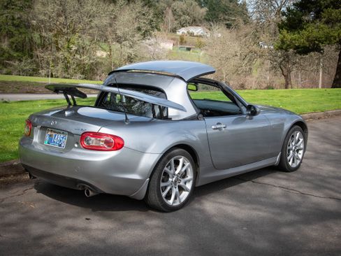 Used 2014 MAZDA MX-5 Miata Grand Touring w/ Premium Package image 10
