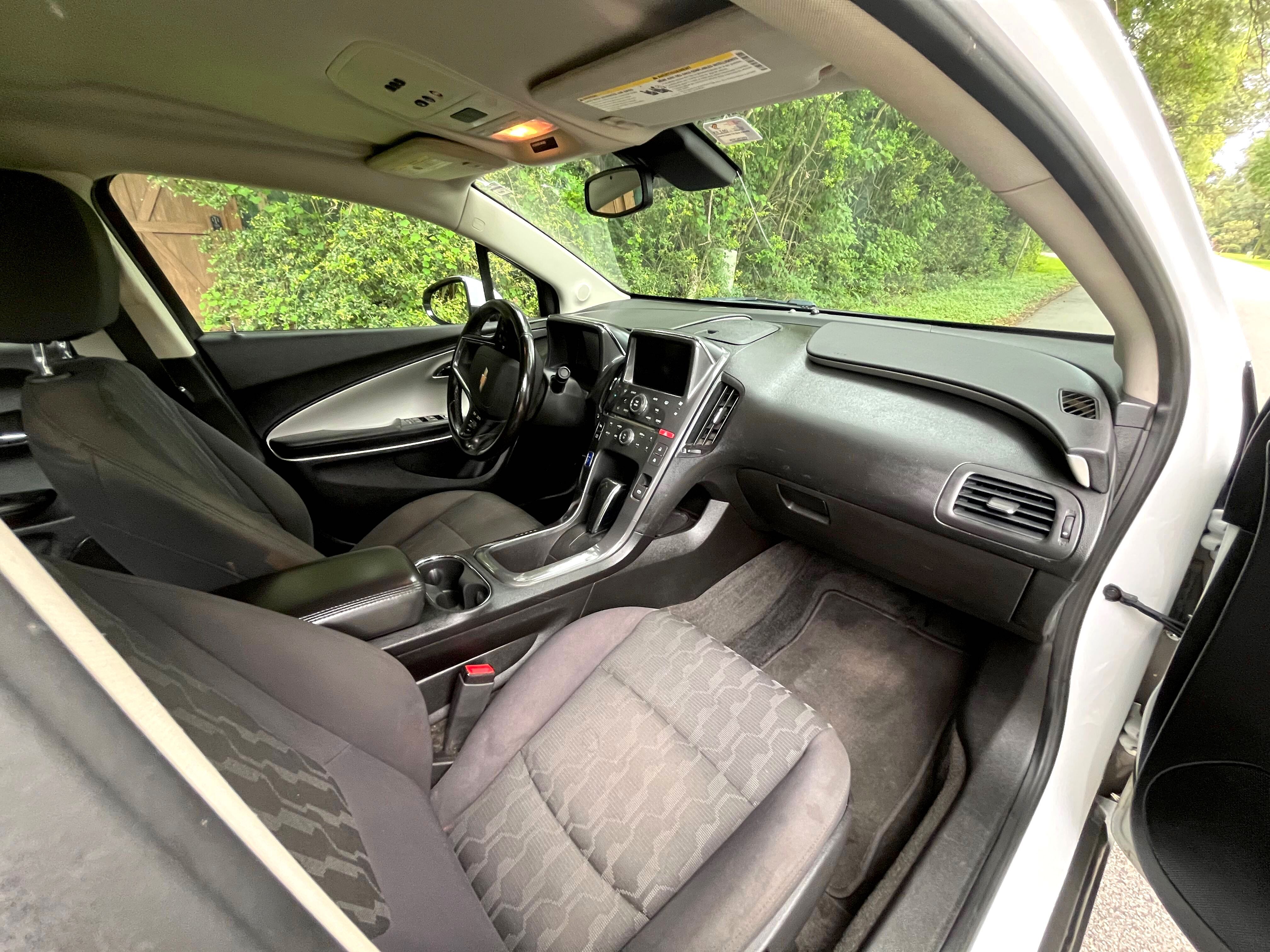 Used 2014 Chevrolet Volt w/ Enhanced Safety Package 1 FWD image 20