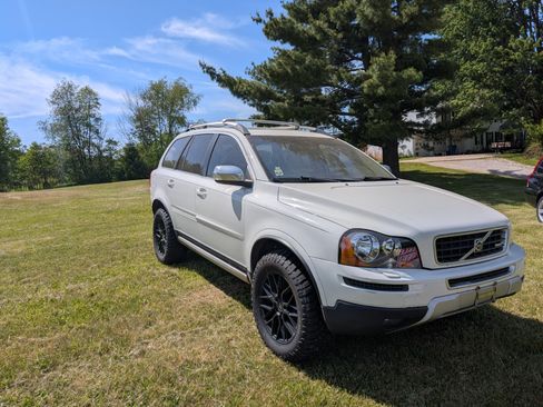 Used 2009 Volvo XC90 V8 R-Design AWD/4WD image 4