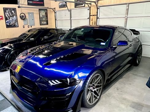 Used 2020 Ford Mustang GT Premium w/ GT Performance Package image 4