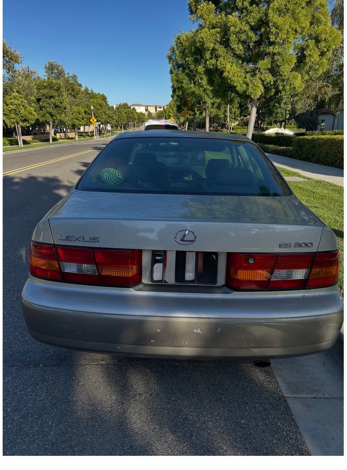 Used 1999 Lexus ES 330 FWD image 1