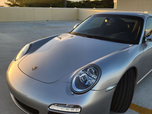 Used 2011 Porsche 911 Carrera S image 11