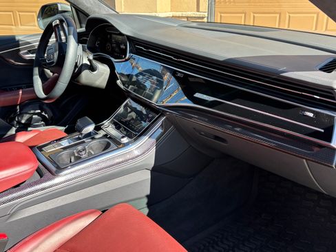 Used 2022 Audi SQ8 Prestige image 10