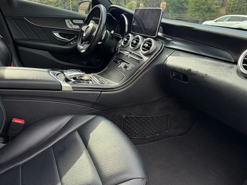 Used 2015 Mercedes-Benz C 300 4MATIC Sedan image 9